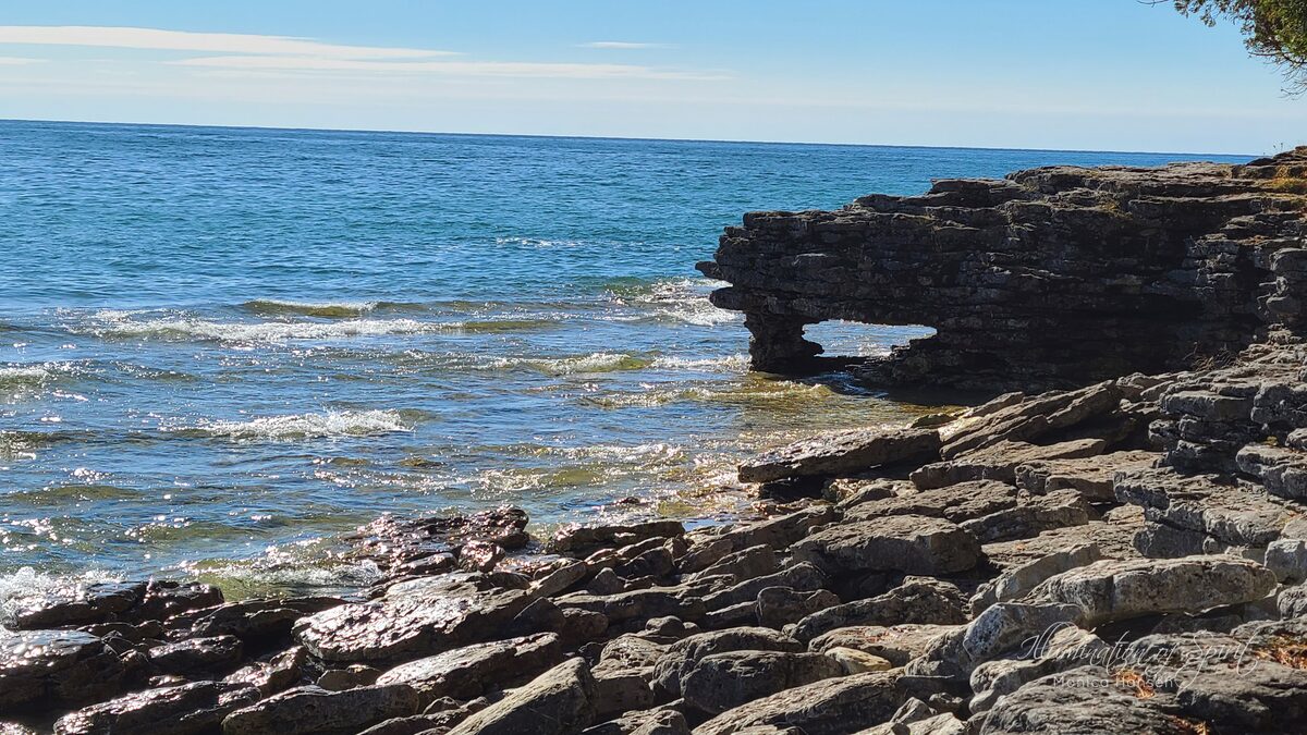 Photograph — Lakes - Rivers - Oceans