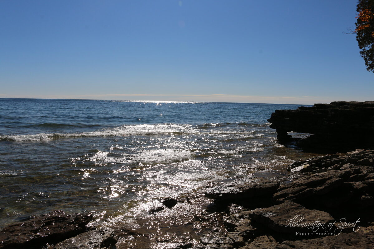 Photograph — Lakes - Rivers - Oceans