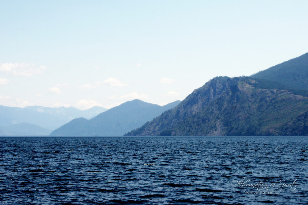 Photograph — Lakes - Rivers - Oceans