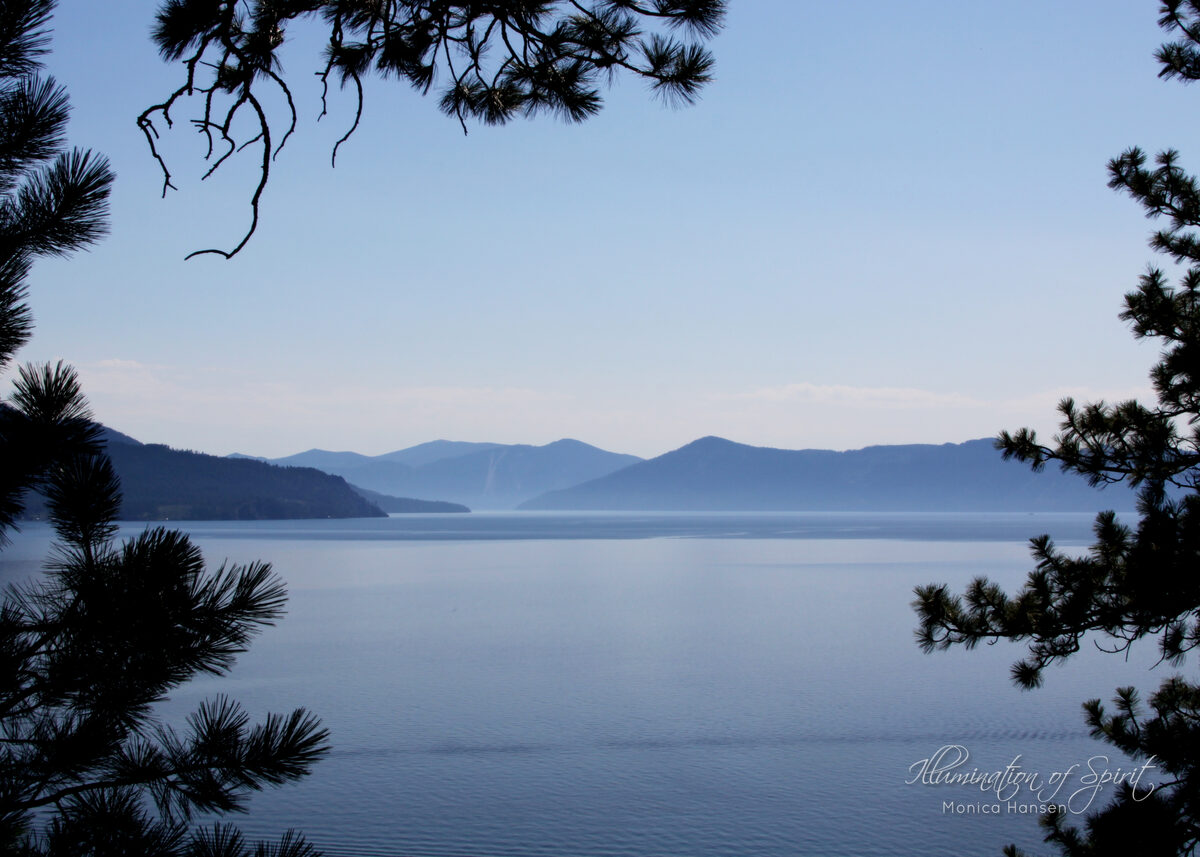 Photograph — Lakes - Rivers - Oceans