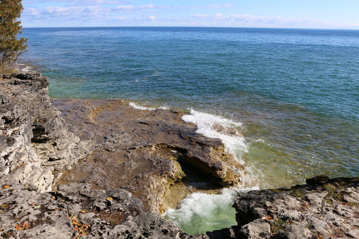 Photograph — Lakes - Rivers - Oceans