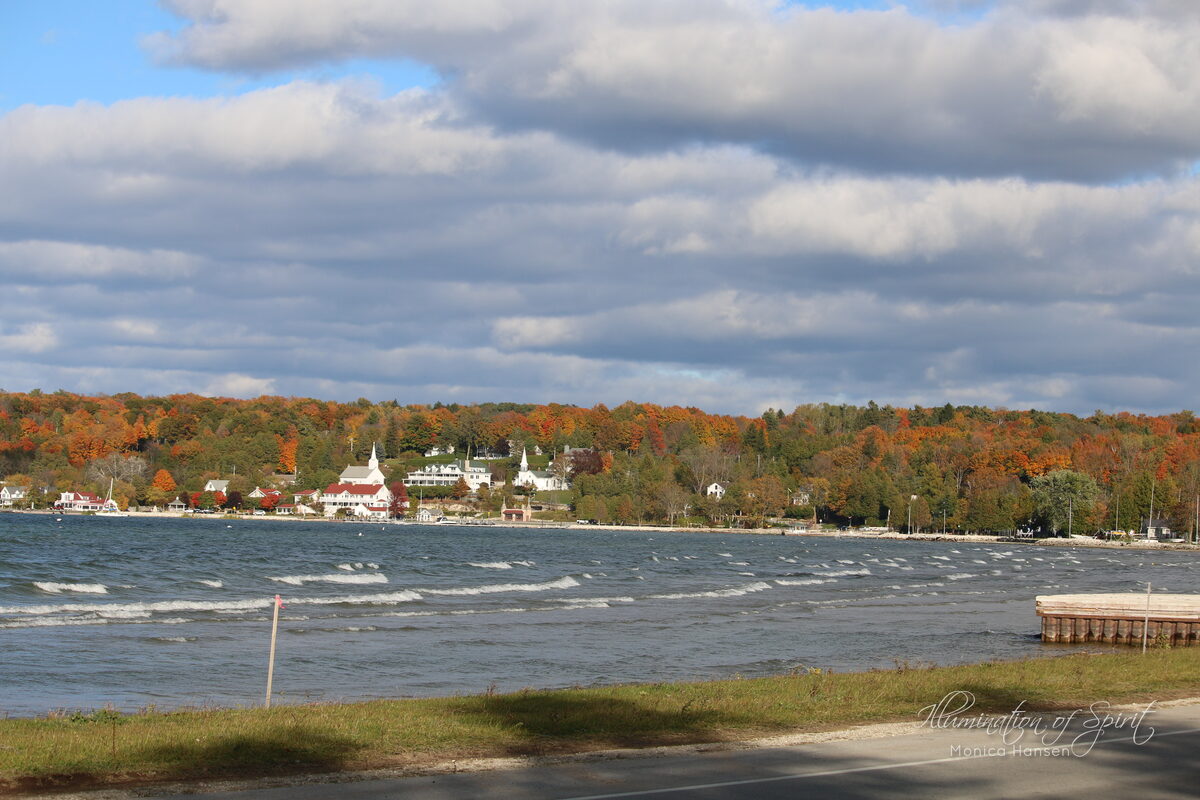 Photograph — Lakes - Rivers - Oceans